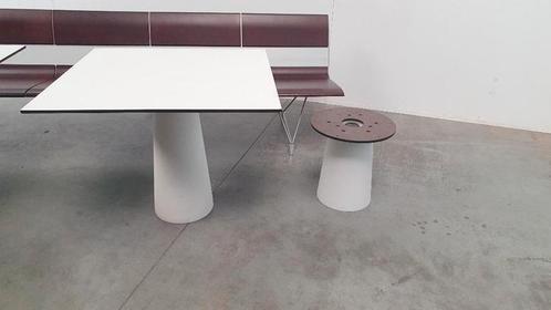 Moooi container table + low voet wit classic dutch design, Huis en Inrichting, Tafels | Bijzettafels, Gebruikt, Rechthoekig, 60 cm of meer