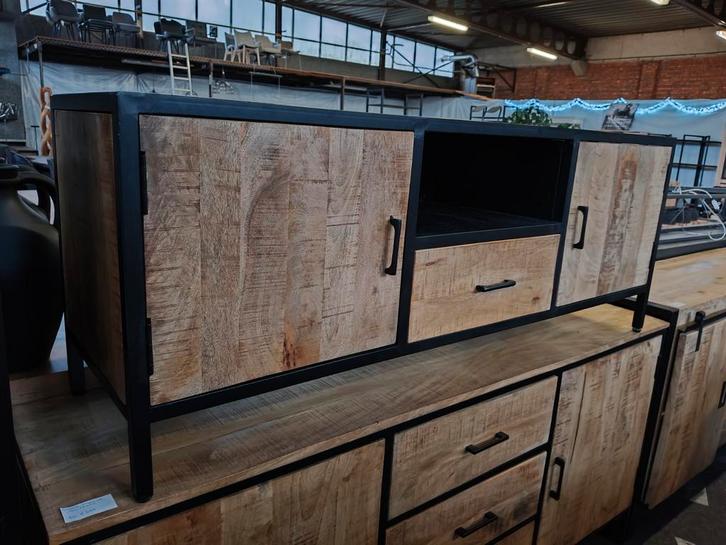 Tv meubel mangohout 150cm (outlet), Huis en Inrichting, Woonaccessoires | Overige, Nieuw, Ophalen