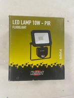 Nieuwe LED buitenlamp met sensor, schriklicht, Kunststof, Minder dan 50 watt, Wandlamp, Nieuw