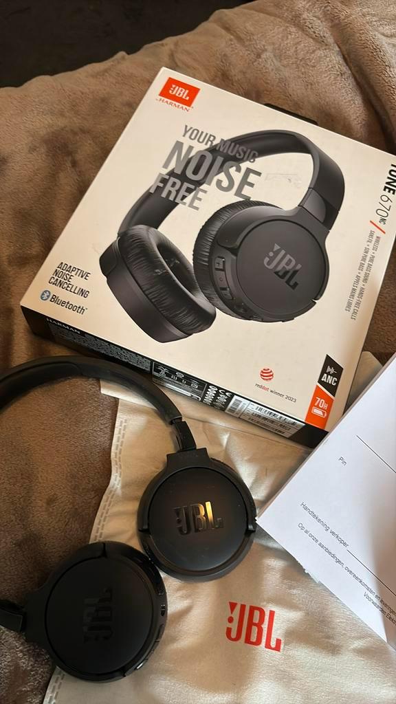 JBL Tune 670 NC, Audio, Tv en Foto, Koptelefoons, Zo goed als nieuw, Op oor (supra aural), Overige merken, Draadloos, Bluetooth