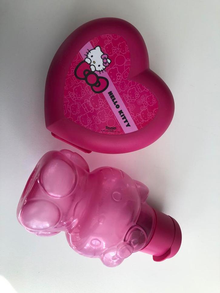 Hello Kitty Broodtrommel & Drinkfles Set tupperware, Diversen, Schoolbenodigdheden, Gebruikt, Ophalen of Verzenden