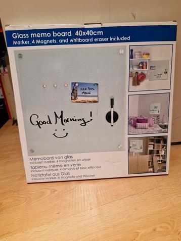 Glazen Memobord - Gloednieuw! beschikbaar voor biedingen