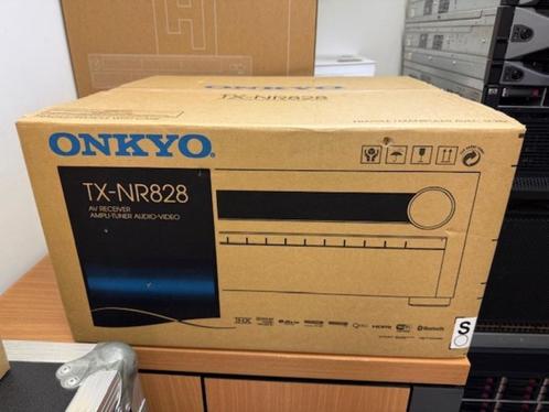 Onkyo versterker TX-NR828, Audio, Tv en Foto, Versterkers en Receivers, Zo goed als nieuw, Stereo, 120 watt of meer, Onkyo, Ophalen of Verzenden