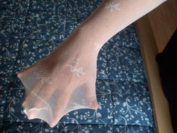 knie panty'tjes nieuw wit beschikbaar voor biedingen