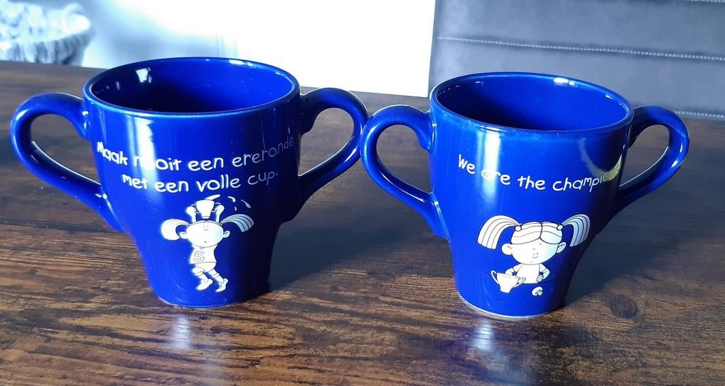 Blue Band Blauwe (soep)mokken set uitgegeven in 2000, Huis en Inrichting, Keuken | Servies, Keramiek, Ophalen of Verzenden, Zo goed als nieuw