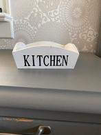 Wit houten mini bakje met KITCHEN er op!, Ophalen of Verzenden, Gebruikt, Vierkant, Hout