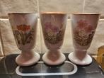 Vintage Wildflower Bekers Op Voet 3 Stuks, Keramiek, Ophalen of Verzenden, Zo goed als nieuw, Overige stijlen