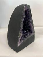Amethist geode triple A kwaliteit  kathedraal, Verzamelen, Mineralen en Fossielen, Ophalen of Verzenden, Mineraal