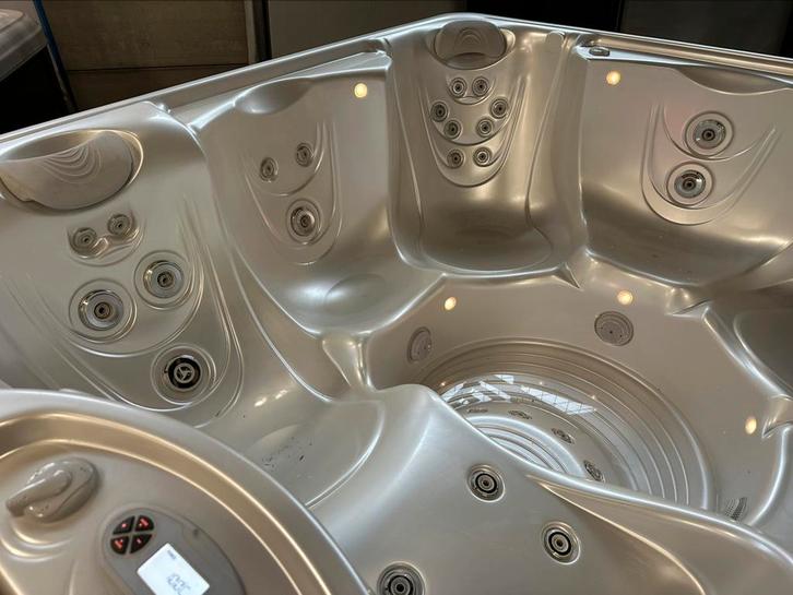 Caldera Merino 6 persoons jacuzzi van top kwaliteit., Tuin en Terras, Bubbelbaden en Hottubs, Nieuw, Filter, Ophalen