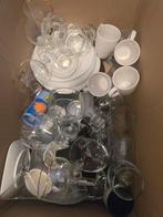 Doos glazen/bestek/borden GRATIS, Verzamelen, Glas en Borrelglaasjes, Ophalen of Verzenden, Zo goed als nieuw, Overige typen