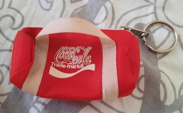 sleutelhanger/beursje Coca Cola beschikbaar voor biedingen