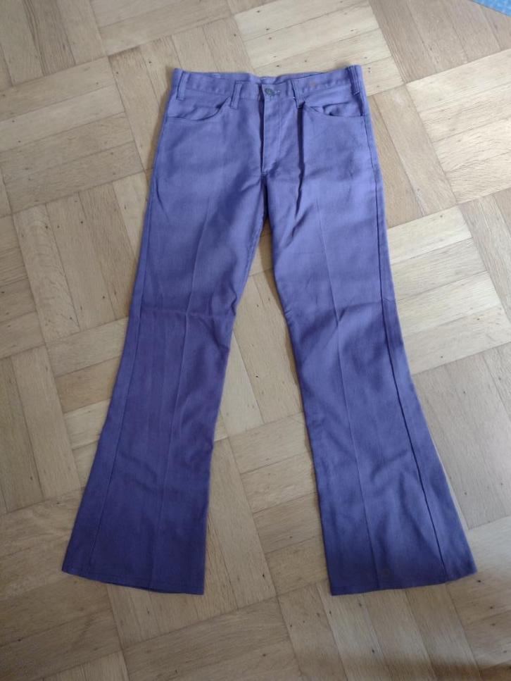 Paarse broek Levi's vintage, Kleding | Dames, Broeken en Pantalons, Zo goed als nieuw, Paars, Lang, Ophalen of Verzenden