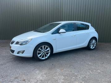 Opel Astra 1.7 Cdti 5D 2011 Wit 5 deurs diesel apk 4-2026 beschikbaar voor biedingen