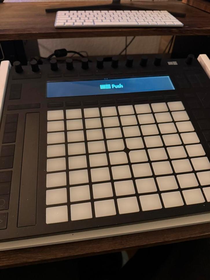 Ableton Push 2, Muziek en Instrumenten, Midi-apparatuur, Zo goed als nieuw, Ophalen of Verzenden