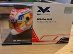 Max Verstappen seizoens helm 1:4 2023, Ophalen of Verzenden, Formule 1, Zo goed als nieuw