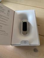 Fitbit Luxe met wit bandje., Sieraden, Tassen en Uiterlijk, Activity trackers, FitBit, Wit, Ophalen of Verzenden, Zo goed als nieuw