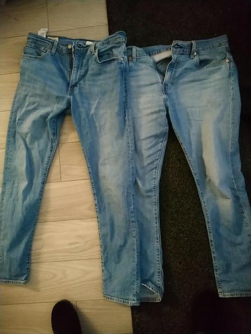 2 stuks Levis slim taper 512 33 32, Kleding | Heren, Spijkerbroeken en Jeans, Zo goed als nieuw, W33 - W34 (confectie 48/50), Blauw