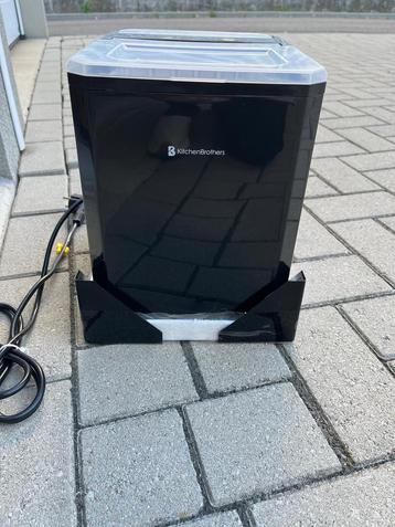IJsmachine Easy Clean 1L – compact, nieuw, maakt 12 kg beschikbaar voor biedingen