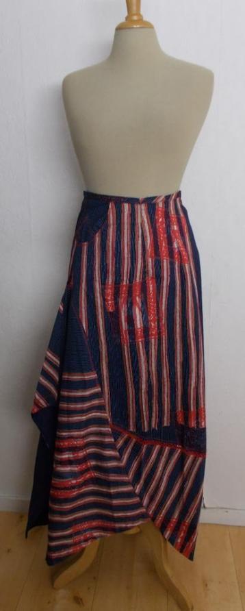 Aparte donkerblauw/rode maxi rok van La belle Histoire! 40 beschikbaar voor biedingen