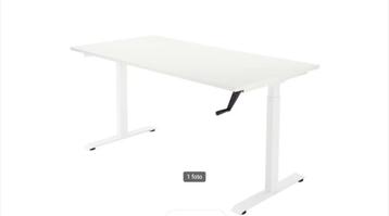 Zo goed als nieuw: Zit sta bureau met slinger (Gravity) beschikbaar voor biedingen