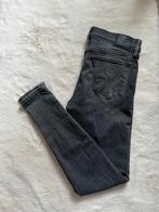 Levi's broek 710 super skinny 30/30, Ophalen of Verzenden, Zo goed als nieuw, W30 - W32 (confectie 38/40), Levi’s