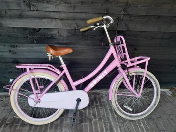 Leuke Spirit Cargo fiets.
22 inch.
Roze.
 beschikbaar voor biedingen