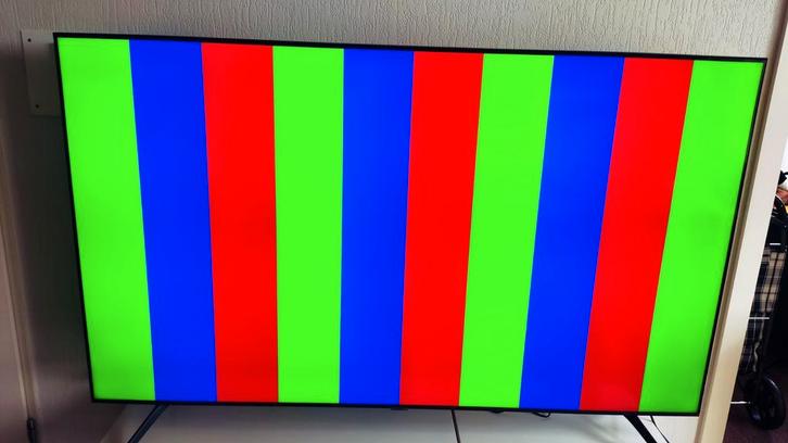 Samsung UE70AU7100 70″ Crystal UHD 4K Smart TV, Audio, Tv en Foto, Televisies, Zo goed als nieuw, 100 cm of meer, Samsung, 50 Hz