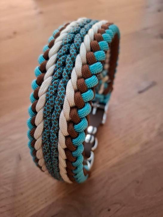 Handgemaakte paracord halsband – Halsomvang 36 - 38 cm, Dieren en Toebehoren, Hondenhalsbanden en Penningen, Nieuw, Handgemaakt