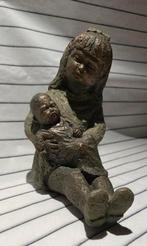 Beeldje van G. Kunen nr. 199. Meisje met baby., Ophalen of Verzenden