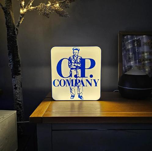 C.P. company lamp, Verzamelen, Merken en Reclamevoorwerpen, Zo goed als nieuw, Ophalen of Verzenden