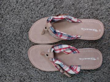 Nieuwe slippers van Tamaris maat 42 beschikbaar voor biedingen