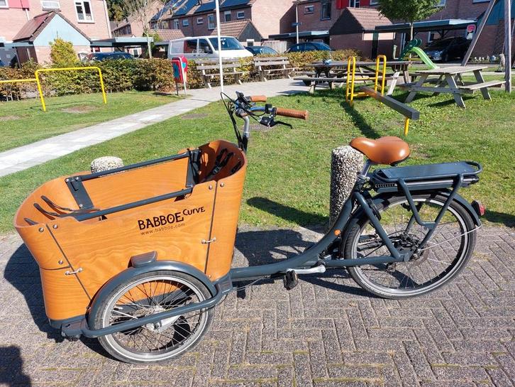 Babboe Curve-E bakfiets met veel accessoires!, Fietsen en Brommers, Fietsen | Bakfietsen, Gebruikt, 4 kinderen of meer, Elektrisch