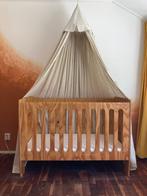 Handgemaakt houten ledikantje 60x120, Kinderen en Baby's, Babywiegjes en Ledikanten, Ophalen, Zo goed als nieuw, Ledikant