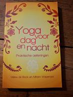 Miriam Wapenaar - Yoga voor dag en nacht, Boeken, Esoterie en Spiritualiteit, Meditatie of Yoga, Ophalen of Verzenden, Zo goed als nieuw