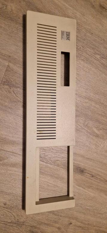IBM 5170 Frontpaneel beschikbaar voor biedingen