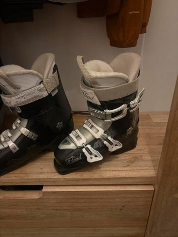 Head Cube Skischoenen Maat 39 beschikbaar voor biedingen