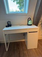 Ikea bureau in goede staat! Met lade en kastje, Ophalen, Zo goed als nieuw
