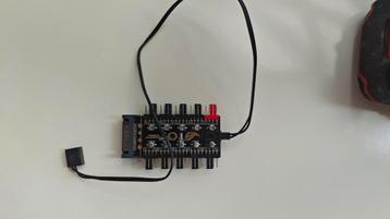 10 way PWM FAN multiplier/splitter S-ATA power - like new beschikbaar voor biedingen