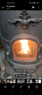 Gietijzeren Oliekachel - Allesbrander, Gebruikt, Overige brandstoffen, Ophalen of Verzenden, Vrijstaand