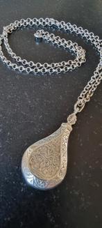 Zilveren vintage ketting met rijk gedecoreerde parfumhanger, Verzenden, Zo goed als nieuw, Zilver, Zilver