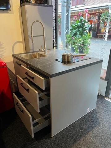 Showroom keuken Compact eiland Grijs mat 185X96 CM -NIEUW- beschikbaar voor biedingen