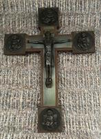 Crucifix antiek met engelen… erg mooi !, Antiek en Kunst, Antiek | Religie, Ophalen of Verzenden