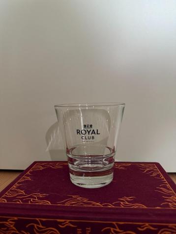 Royal club glazen beschikbaar voor biedingen
