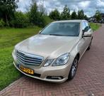 UNIEKE Mercedes-Benz E200 1.8CGI Slechts 35000km+dealeronder, Auto's, Zwart, 1796 cc, Lichtsensor, Particulier