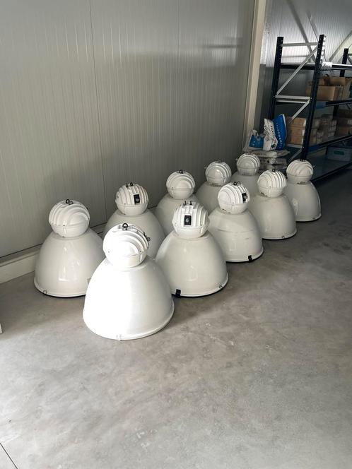 Industriële Holophane Hanglampen - 10 stuks, Huis en Inrichting, Lampen | Plafondlampen, Gebruikt, Kunststof, Metaal, Ophalen
