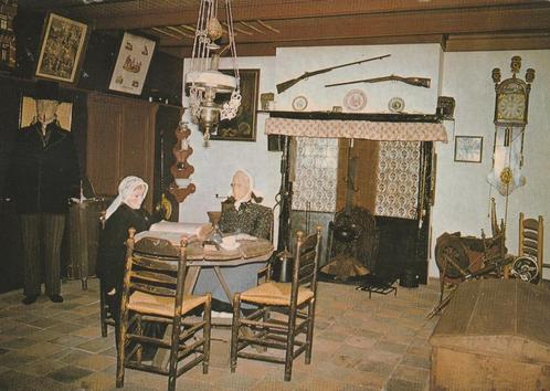 VRIEZENVEEN Interieur Oudheidkamer, Verzamelen, Ansichtkaarten | Nederland, Gelopen, Overijssel, 1980 tot heden, Verzenden