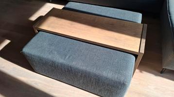 Stijlvolle Salontafel met Houten Blad beschikbaar voor biedingen