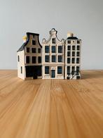 KLM huisje nr. 23, 57 en 80 - oa twee proeflokalen, Verzamelen, KLM Huisjes, Verzenden, Zo goed als nieuw, 21 t/m 40, Gevuld