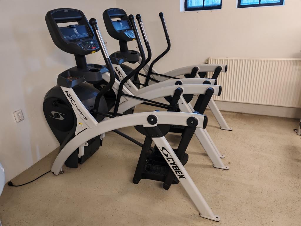 Cybex Arc Trainer - Professionele Cardio Machine, Ophalen, Crosstrainer, Metaal, Buik