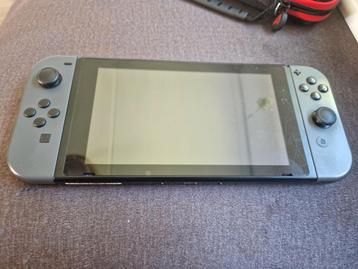 Nintendo switch met toebehoren  beschikbaar voor biedingen